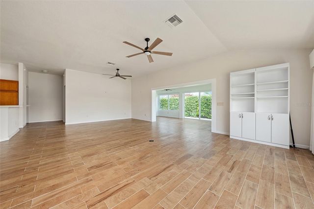 2409 MORVEN PARK WAY, The Villages, FL 32162