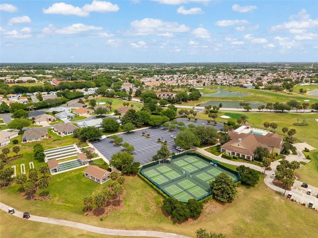 2409 MORVEN PARK WAY, The Villages, FL 32162