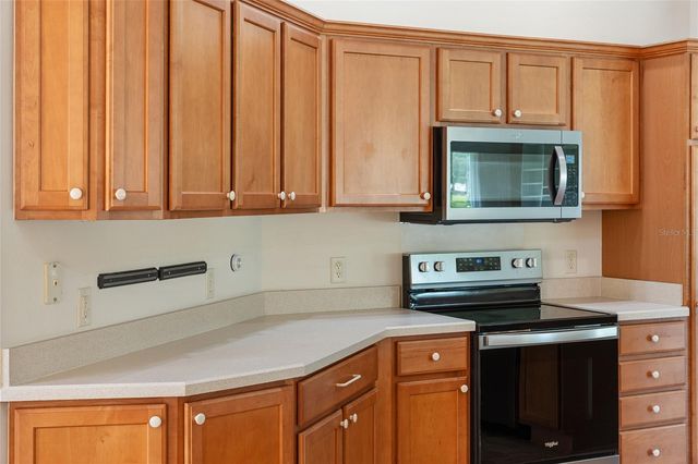 2409 MORVEN PARK WAY, The Villages, FL 32162