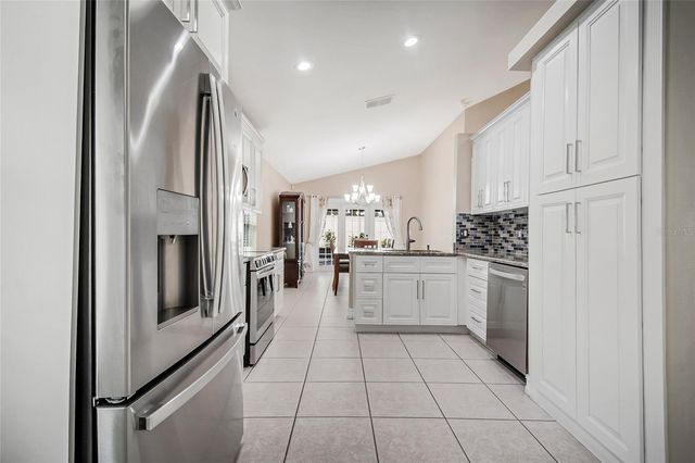 1255 ACORN CIRCLE, Apopka, FL 32703