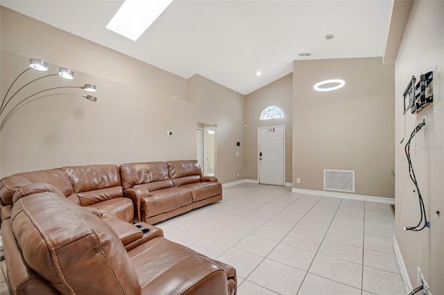 1255 ACORN CIRCLE, Apopka, FL 32703