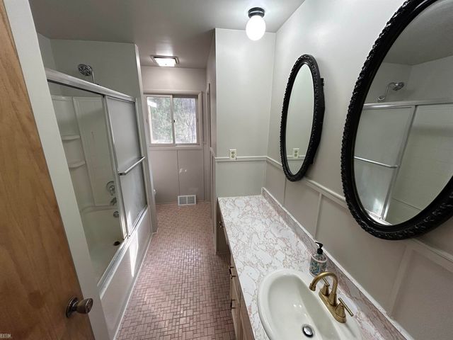 228 Indian Road, Battle Creek, MI 49017