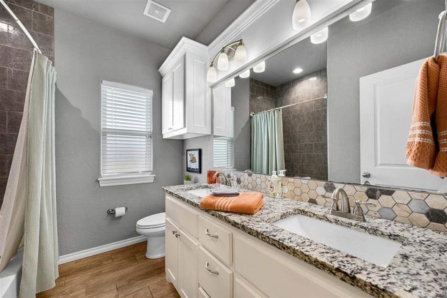 5453 NE Elk Point Rd, Elgin, OK 73538