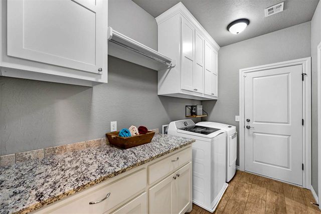 5453 NE Elk Point Rd, Elgin, OK 73538