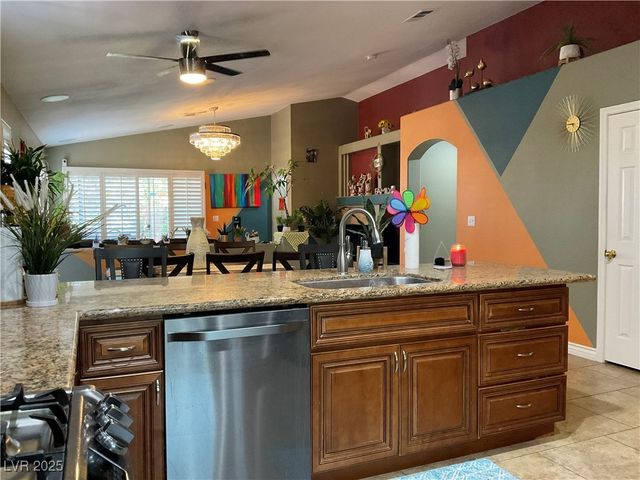 1800 Quail Point Court, Las Vegas, NV 89117