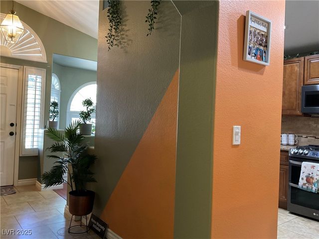 1800 Quail Point Court, Las Vegas, NV 89117