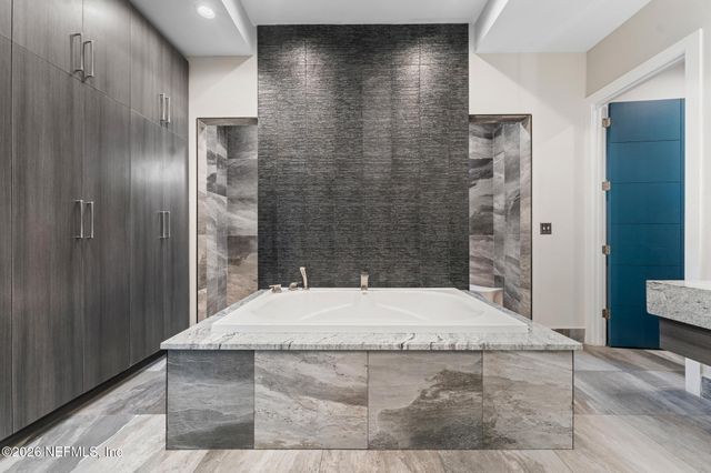 3010 STARRATT Road, Jacksonville, FL 32226