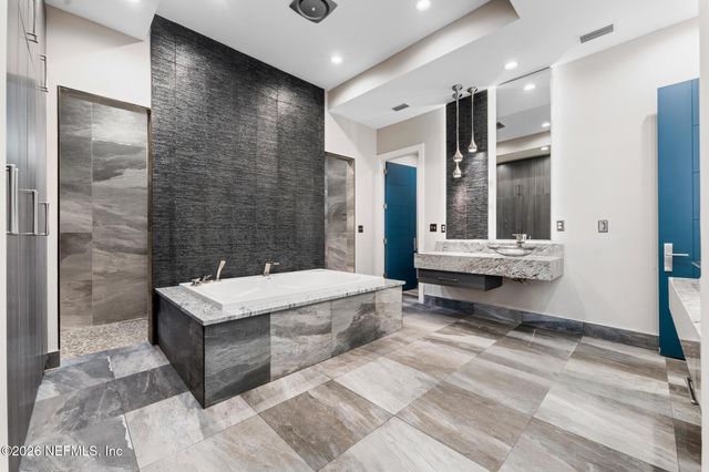 3010 STARRATT Road, Jacksonville, FL 32226