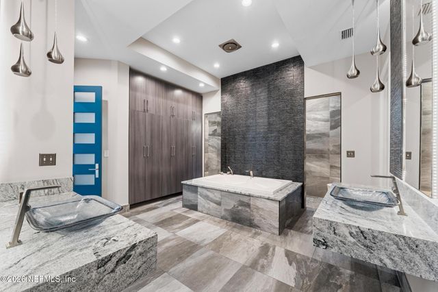 3010 STARRATT Road, Jacksonville, FL 32226