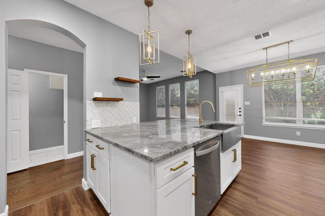 549 Continental Drive, Lewisville, TX 75067