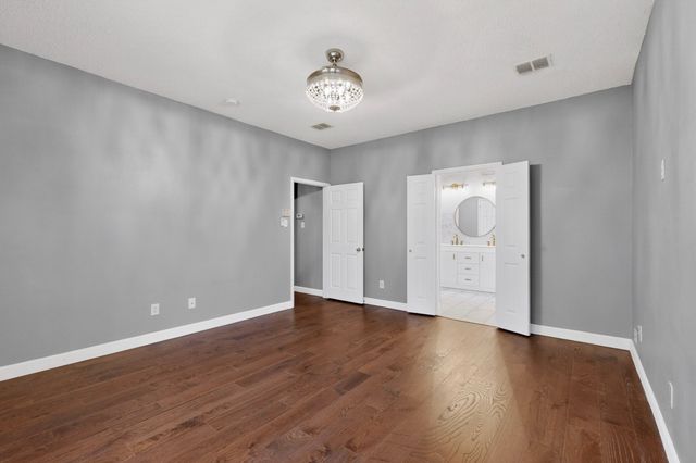 549 Continental Drive, Lewisville, TX 75067