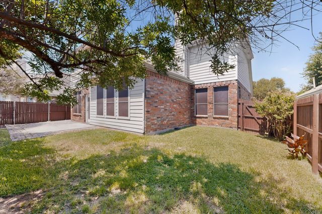549 Continental Drive, Lewisville, TX 75067