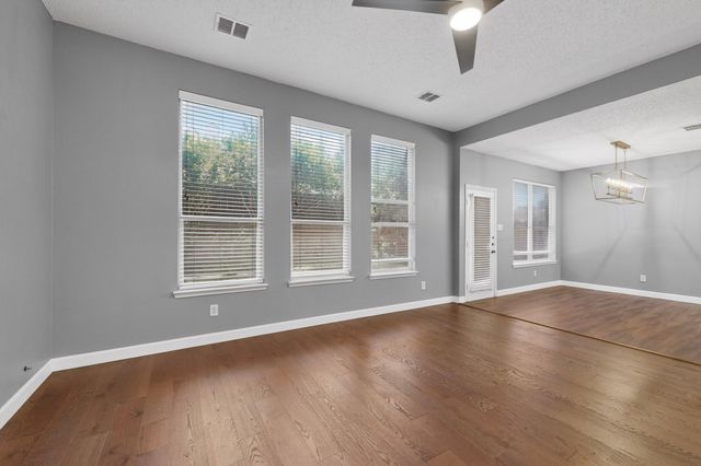 549 Continental Drive, Lewisville, TX 75067