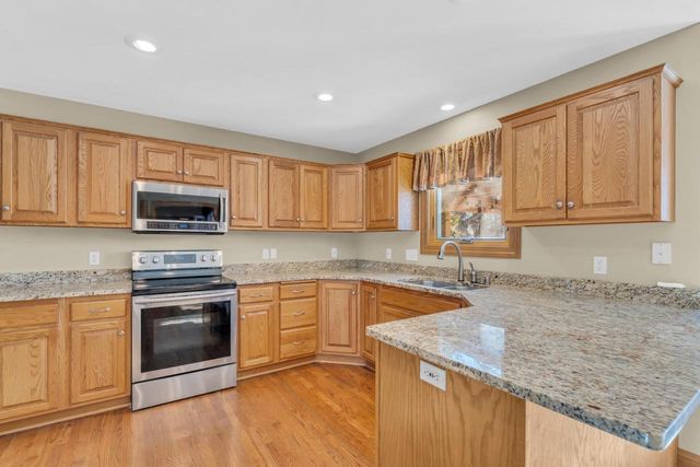 4731 Willow Wood DRIVE, Mount Pleasant, WI 53403