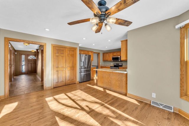 4731 Willow Wood DRIVE, Mount Pleasant, WI 53403