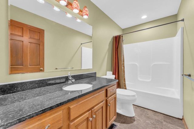 4731 Willow Wood DRIVE, Mount Pleasant, WI 53403