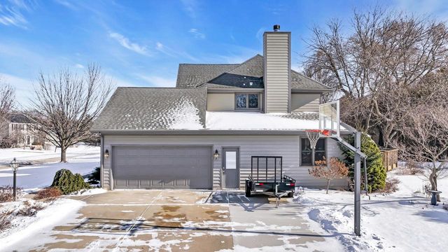 4731 Willow Wood DRIVE, Mount Pleasant, WI 53403