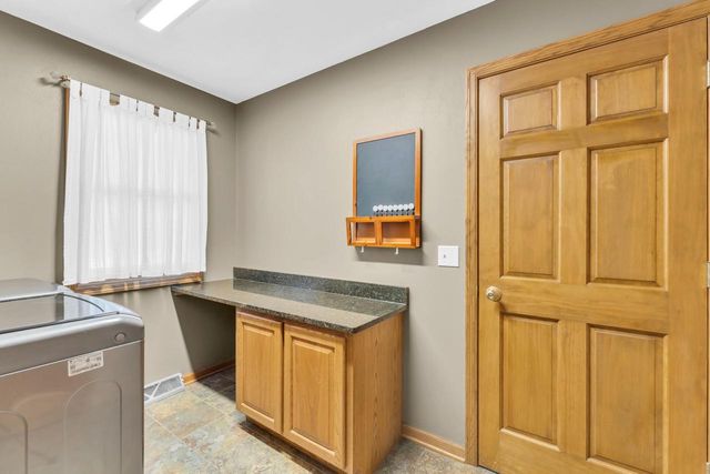 4731 Willow Wood DRIVE, Mount Pleasant, WI 53403