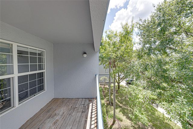 1640 VILLA CAPRI CIRCLE 301, Odessa, FL 33556