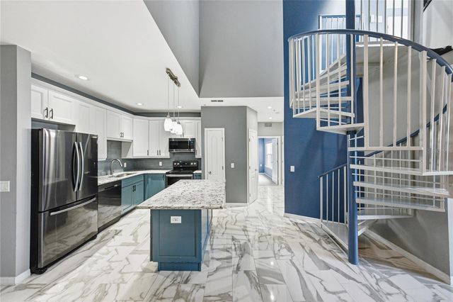 1640 VILLA CAPRI CIRCLE 301, Odessa, FL 33556
