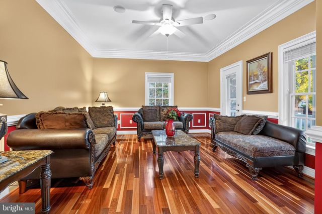 7602 GAYLORD DR, Annandale, VA 22003