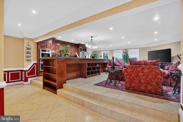 7602 GAYLORD DR, Annandale, VA 22003