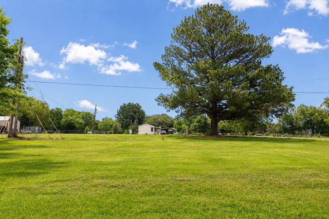1230 1st Street, Hempstead, TX 77445