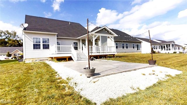 1240 Fountain View Street NE, Canton, OH 44721