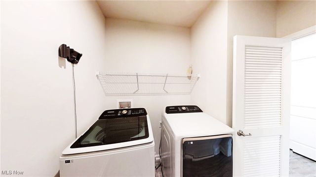 1240 Fountain View Street NE, Canton, OH 44721