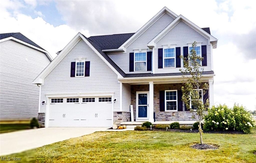 1240 Fountain View Street NE, Canton, OH 44721