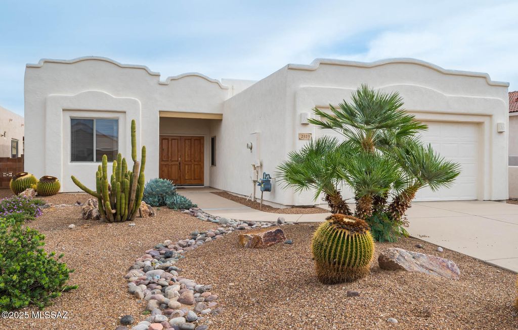 2319 S Via Massari, Green Valley, AZ 85614