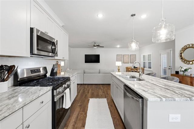 3930 Shelleydale Drive, Powder Springs, GA 30127