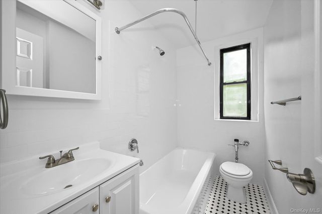 2685 Creston Avenue 3-H, Bronx, NY 10468