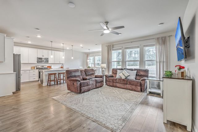 185 Wappoo Trace Lane, Summerville, SC 29486