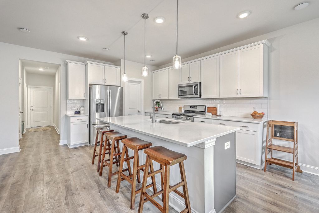 Image 12 of property listing at 185 Wappoo Trace Lane, Summerville, SC 29486