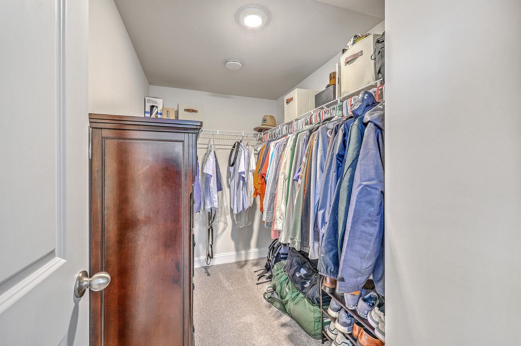 Image 29 of property listing at 185 Wappoo Trace Lane, Summerville, SC 29486