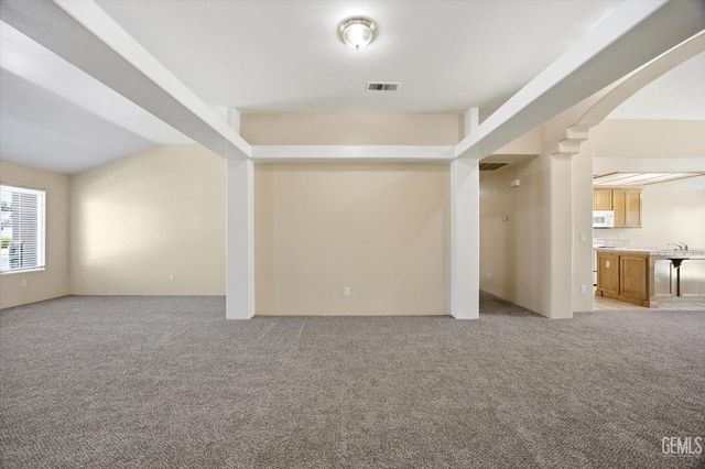 9913 Pavilion Drive, Bakersfield, CA 93312