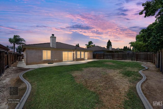 9913 Pavilion Drive, Bakersfield, CA 93312