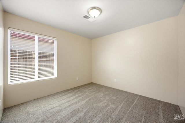 9913 Pavilion Drive, Bakersfield, CA 93312