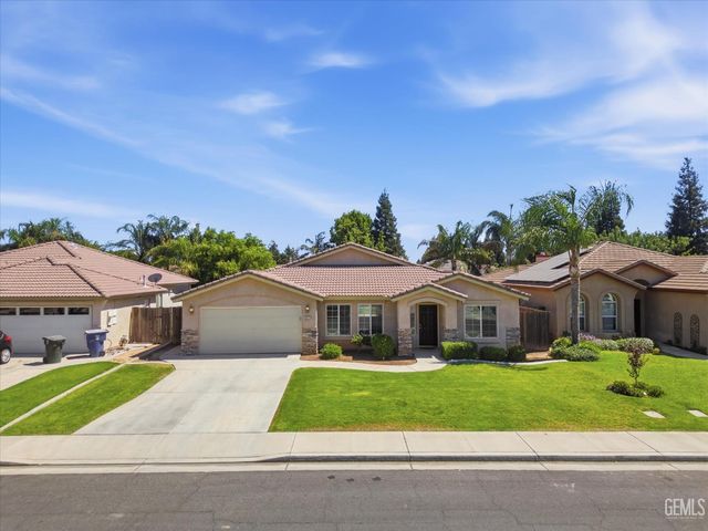 9913 Pavilion Drive, Bakersfield, CA 93312