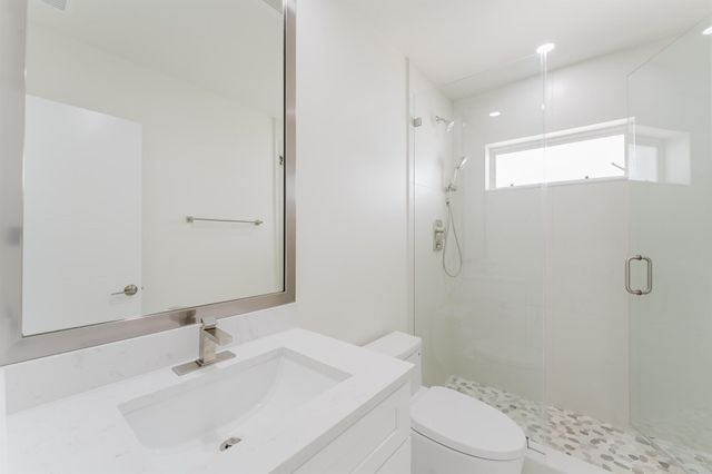 3199 NE 6 Drive, Boca Raton, FL 33432