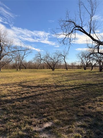 9013 W Shoreline Drive, Kemp, TX 75143