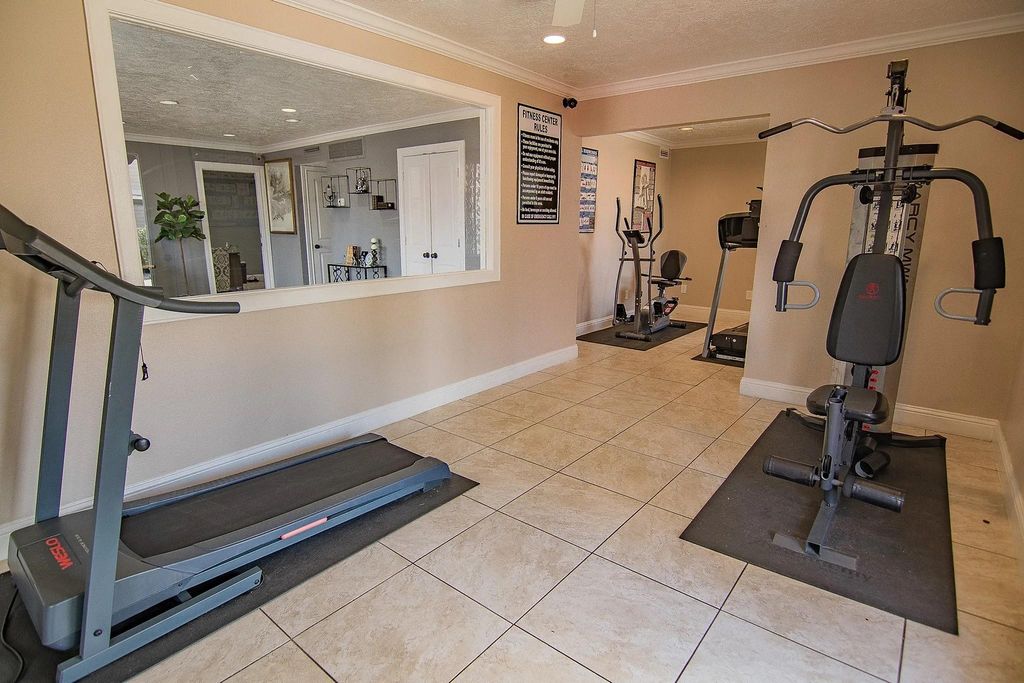 15100 Golden Eagle Drive 105, Humble, TX 77396