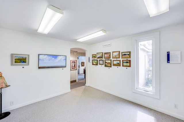 20 Bank Street, Wellfleet, MA 02667