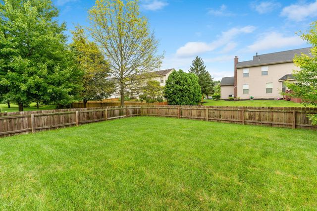 7614 Eagle Trace Drive, Westerville, OH 43082