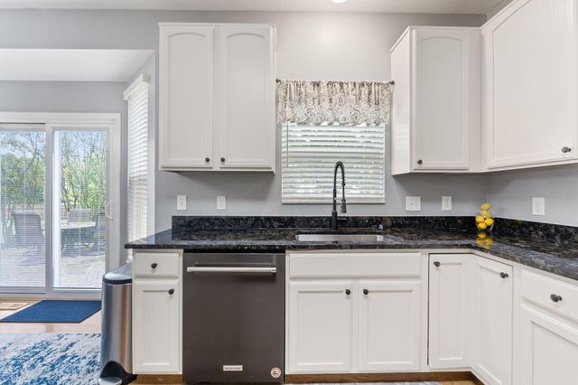 7614 Eagle Trace Drive, Westerville, OH 43082
