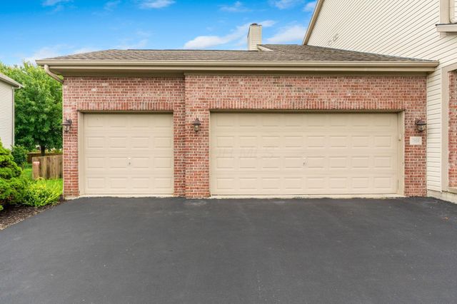 7614 Eagle Trace Drive, Westerville, OH 43082