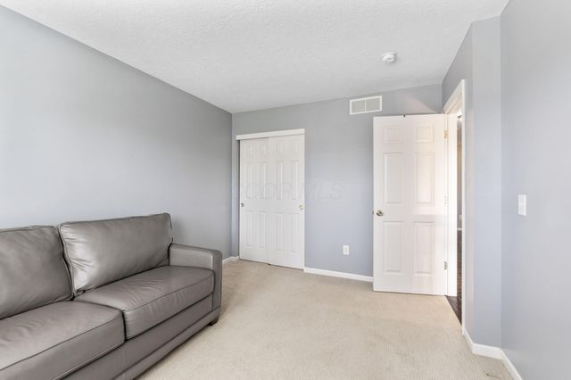 7614 Eagle Trace Drive, Westerville, OH 43082