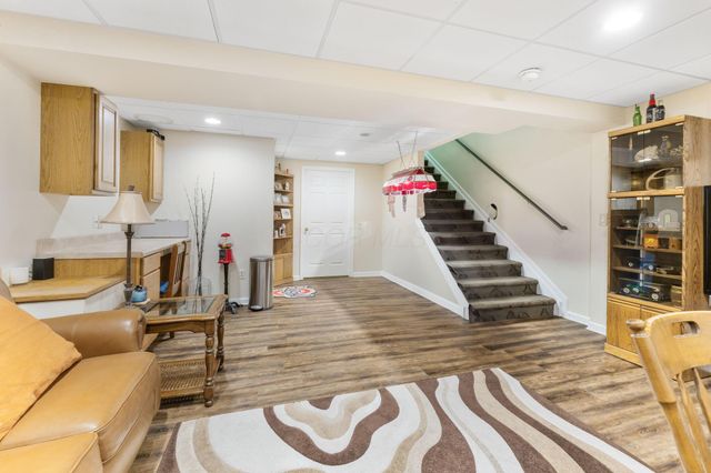 7614 Eagle Trace Drive, Westerville, OH 43082
