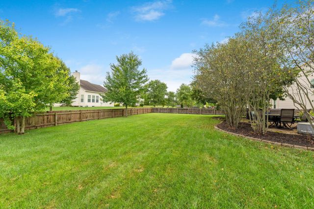 7614 Eagle Trace Drive, Westerville, OH 43082